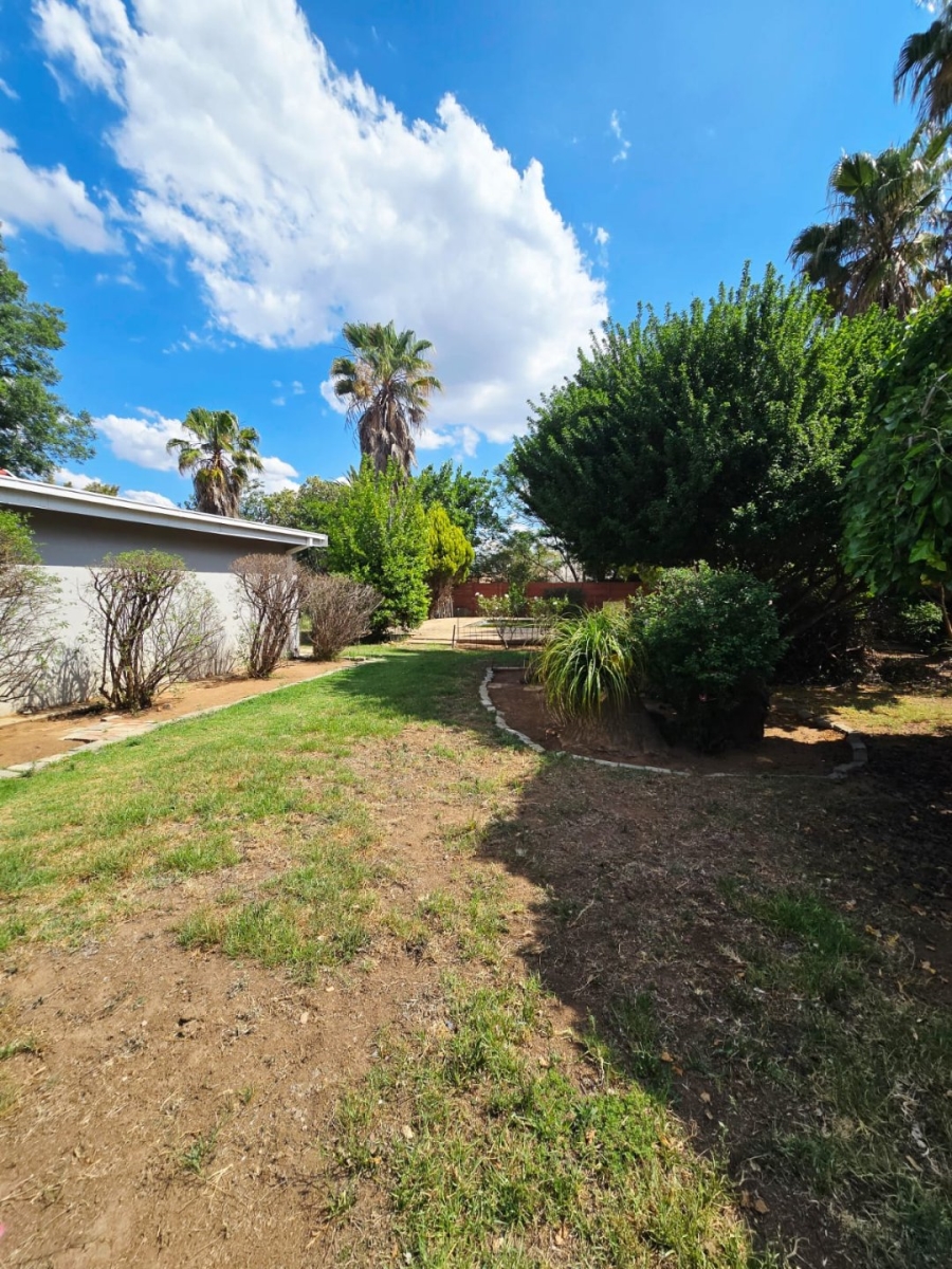 3 Bedroom Property for Sale in Flimieda North West